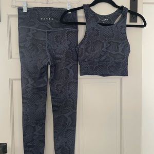 ALLFEXIX sports bra & leggings NWOT SET